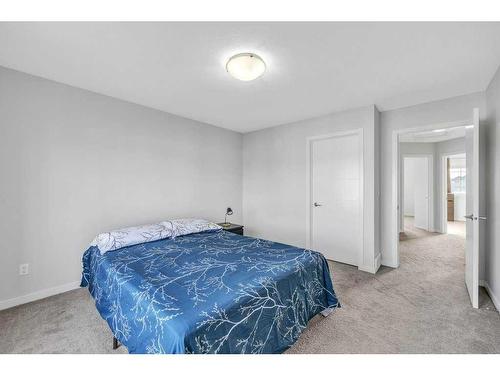 103 Evansridge Court Nw, Calgary, AB - Indoor Photo Showing Bedroom