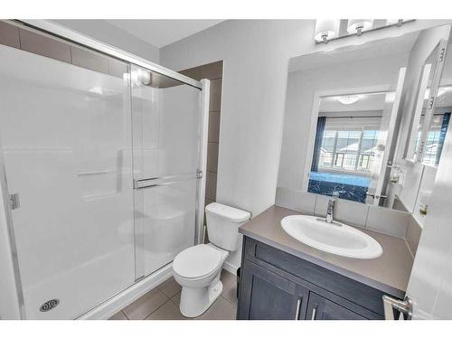 103 Evansridge Court Nw, Calgary, AB - Indoor Photo Showing Bathroom