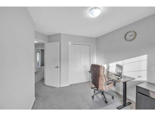 103 Evansridge Court Nw, Calgary, AB - Indoor Photo Showing Office