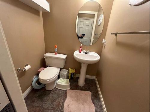 49 Citadel Estates Terrace Nw, Calgary, AB - Indoor Photo Showing Bathroom