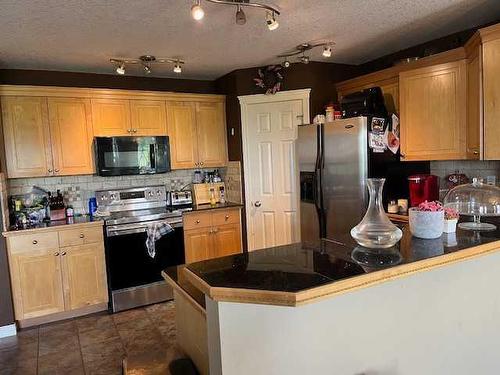 49 Citadel Estates Terrace Nw, Calgary, AB - Indoor Photo Showing Kitchen