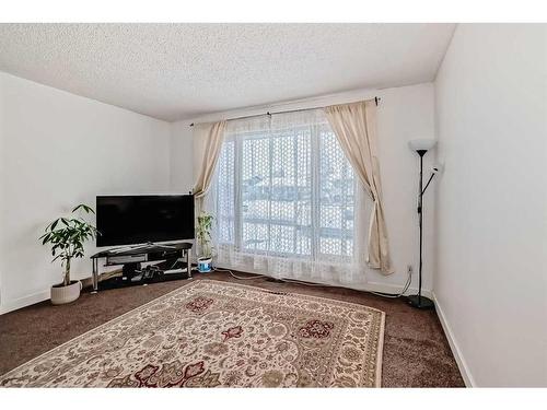 5555 5 Avenue Se, Calgary, AB - Indoor