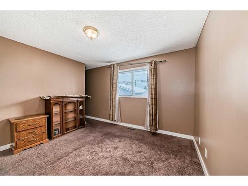 5555 5 Avenue Se, Calgary, AB - Indoor