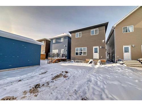 144 Lucas Street Nw, Calgary, AB - Outdoor