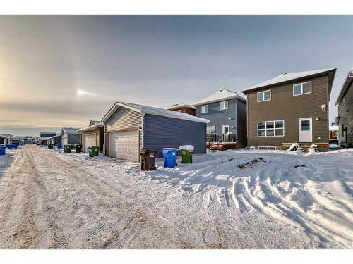 144 Lucas Street Nw, Calgary, AB - Outdoor