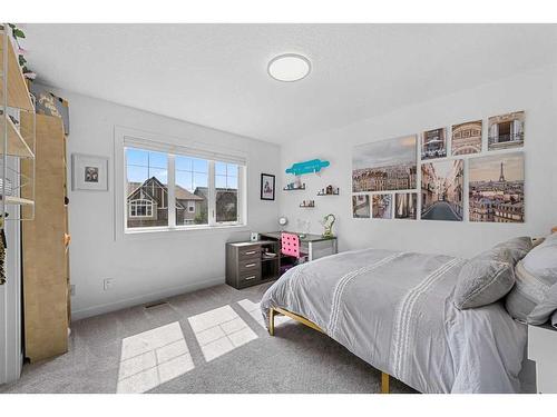 224 Auburn Sound View Se, Calgary, AB - Indoor Photo Showing Bedroom