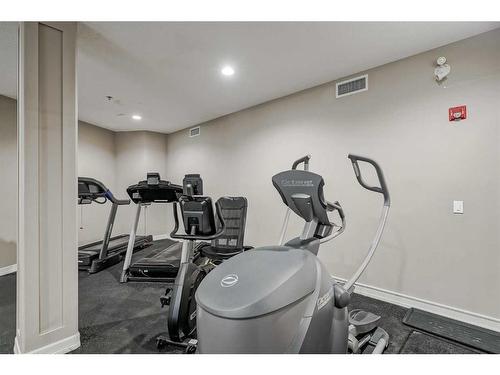 453-26 Val Gardena View Sw, Calgary, AB - Indoor Photo Showing Gym Room