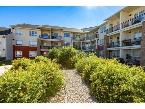 453-26 Val Gardena View Sw, Calgary, AB - Outdoor With Balcony