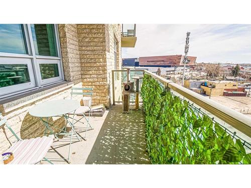 608-210 15 Avenue Se, Calgary, AB - Outdoor With View