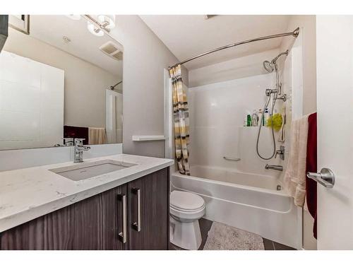 105-12 Sage Hill Terrace Nw, Calgary, AB - Indoor Photo Showing Bathroom