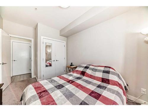 105-12 Sage Hill Terrace Nw, Calgary, AB - Indoor Photo Showing Bedroom