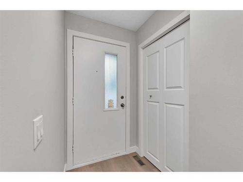 3-310 Brookmere Road Sw, Calgary, AB - Indoor Photo Showing Other Room