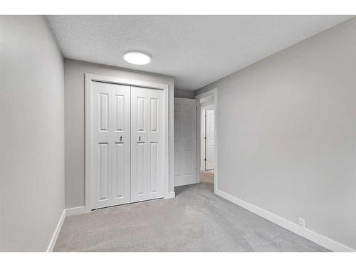 3-310 Brookmere Road Sw, Calgary, AB - Indoor Photo Showing Other Room