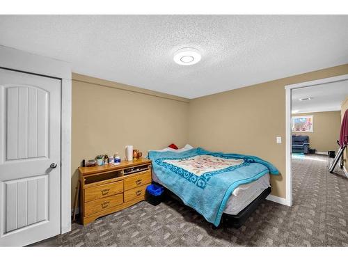 63 Whitnel Close Ne, Calgary, AB - Indoor Photo Showing Bedroom