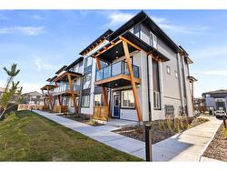 211-10060 46 Street NE Calgary, AB T3J 2H8