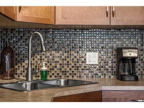 1505-1320 1 Street Se, Calgary, AB - Indoor Photo Showing Kitchen With Double Sink