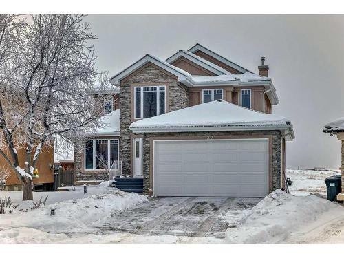 33 Royal Crest Terrace Nw, Calgary, AB - Outdoor With Facade