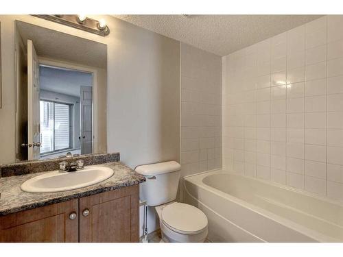 2317-8 Bridlecrest Drive Sw, Calgary, AB - Indoor Photo Showing Bathroom