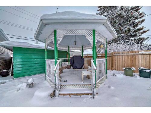 610 69 Avenue Sw, Calgary, AB - Outdoor