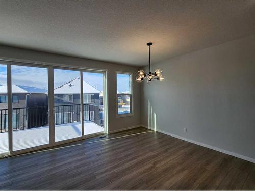 193 Lucas Place Nw, Calgary, AB - Indoor Photo Showing Other Room