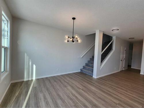 193 Lucas Place Nw, Calgary, AB - Indoor Photo Showing Other Room