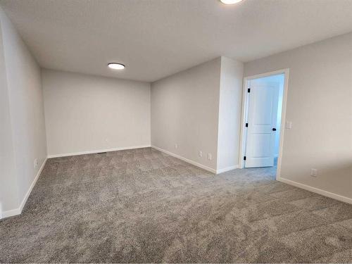 193 Lucas Place Nw, Calgary, AB - Indoor Photo Showing Other Room