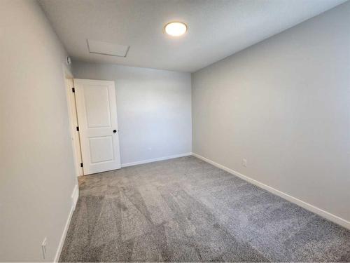 193 Lucas Place Nw, Calgary, AB - Indoor Photo Showing Other Room