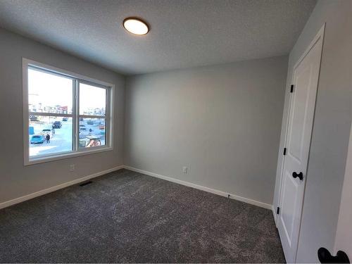 193 Lucas Place Nw, Calgary, AB - Indoor Photo Showing Other Room