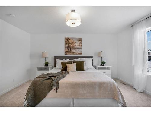 816 South Point Heath Sw, Airdrie, AB - Indoor Photo Showing Bedroom