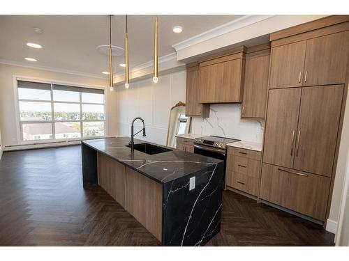 2406-4270 Norford Avenue Nw, Calgary, AB - Indoor Photo Showing Kitchen With Upgraded Kitchen