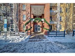 1204-279 Copperpond Common SE Calgary, AB T2Z 1C6