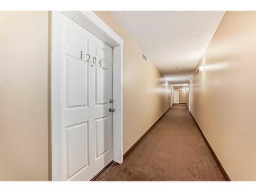 1204-279 Copperpond Common Se, Calgary, AB - Indoor Photo Showing Other Room