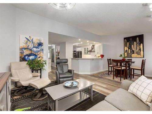 159 Valley Ridge Heights Nw, Calgary, AB - Indoor Photo Showing Living Room