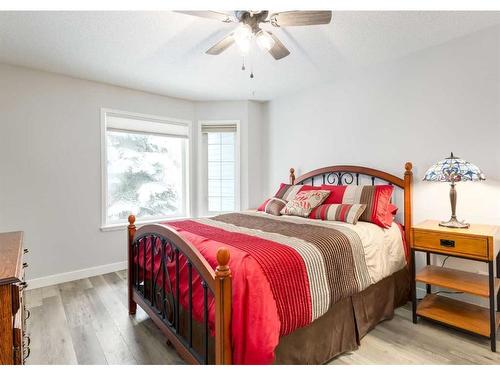 159 Valley Ridge Heights Nw, Calgary, AB - Indoor Photo Showing Bedroom