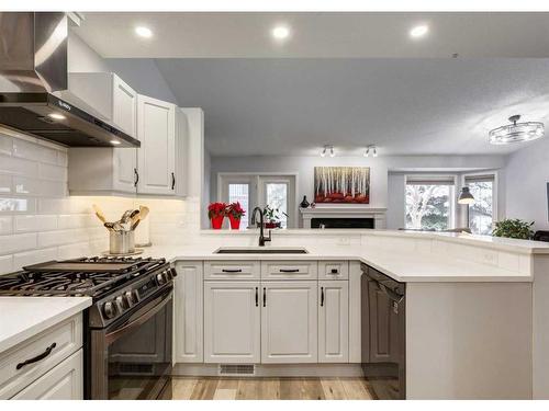 159 Valley Ridge Heights Nw, Calgary, AB - Indoor Photo Showing Kitchen With Upgraded Kitchen