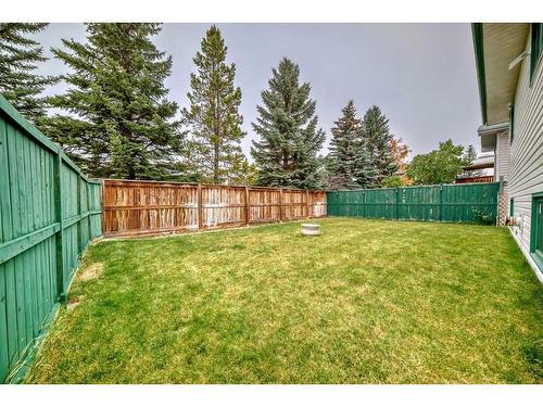 15 Carmel Close Ne, Calgary, AB - Outdoor With Backyard