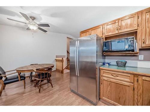 15 Carmel Close Ne, Calgary, AB - Indoor Photo Showing Kitchen