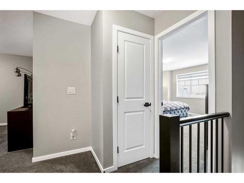 169 Yorkville Boulevard Sw, Calgary, AB - Indoor Photo Showing Other Room