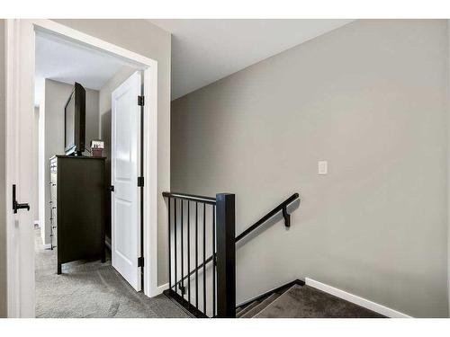 169 Yorkville Boulevard Sw, Calgary, AB - Indoor Photo Showing Other Room