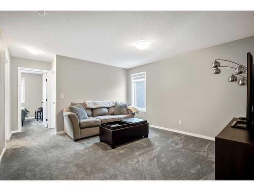 169 Yorkville Boulevard Sw, Calgary, AB - Indoor Photo Showing Other Room