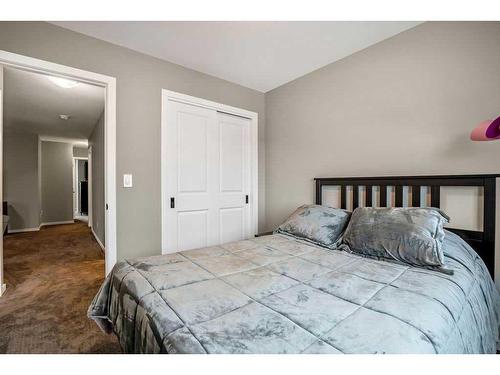 169 Yorkville Boulevard Sw, Calgary, AB - Indoor Photo Showing Bedroom