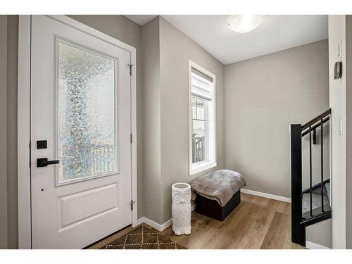 169 Yorkville Boulevard Sw, Calgary, AB - Indoor Photo Showing Other Room