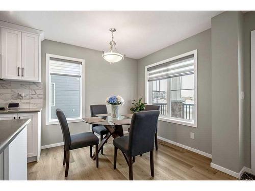 169 Yorkville Boulevard Sw, Calgary, AB - Indoor Photo Showing Dining Room