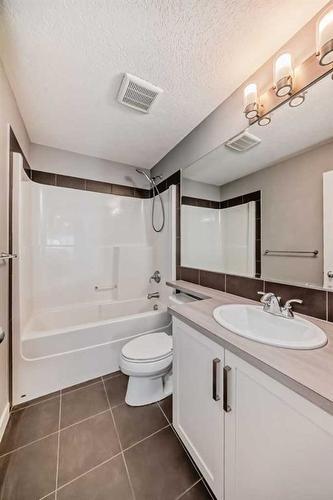 59 Nolanlake View Nw, Calgary, AB - Indoor Photo Showing Bathroom