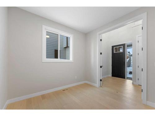 15 South Shore Road, Chestermere, AB - Indoor Photo Showing Other Room