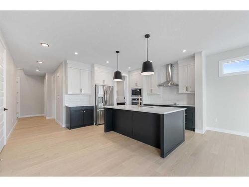 15 South Shore Road, Chestermere, AB - Indoor Photo Showing Kitchen With Upgraded Kitchen