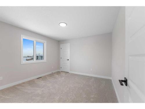 15 South Shore Road, Chestermere, AB - Indoor Photo Showing Other Room