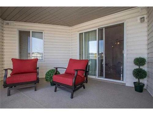 5208-604 8 Street Sw, Airdrie, AB - Outdoor With Deck Patio Veranda With Exterior