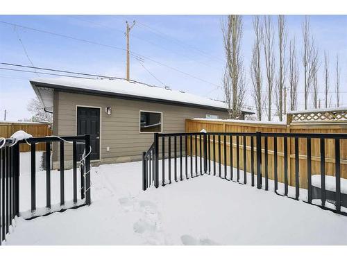 3441 Kerry Park Road Sw, Calgary, AB - Outdoor With Exterior