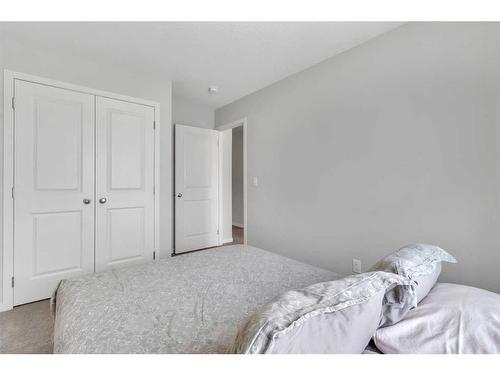 212 Cornergate Row Ne, Calgary, AB - Indoor Photo Showing Bedroom